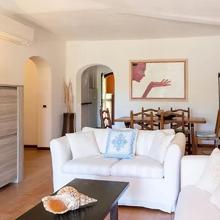 Villa - Con Piscina E Parcheggio Privato